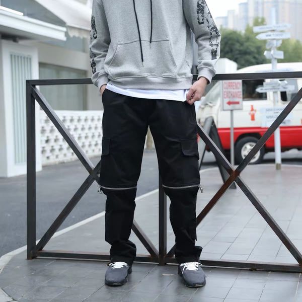 rhude 20ss black detachable pill zipper drawstring high street loose tooling pants
rhude 20ss black detachable pill zipper drawstring high street loose tooling pants