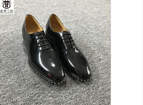 2020 point toe dress shoes leather shoe men dress shoes lace up business shoes men wedding low heel spike stud flats, Black
2020 point toe dress shoes leather shoe men dress shoes lace up business shoes men wedding low heel spike stud flats, Black