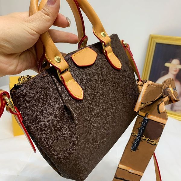 shoulder bag luxury designer ladies 2022 hand-held messenger bags elegant and exquisite all-match fashion trend high-quality brand bag no bo
shoulder bag luxury designer ladies 2022 hand-held messenger bags elegant and exquisite all-match fashion trend high-quality brand bag no bo