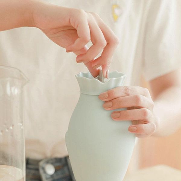 water bottle injection water warm belly warm handbag winter must baby seal portable pack cute warm water bag bbypzk lipper
water bottle injection water warm belly warm handbag winter must baby seal portable pack cute warm water bag bbypzk lipper