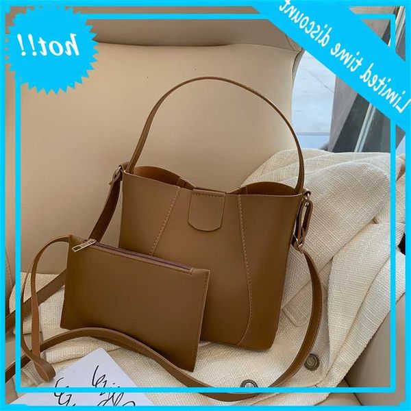 french sheng shi large capacity hand women's 2020 new fashion versatile ins single shoulder slung bucket bag
french sheng shi large capacity hand women's 2020 new fashion versatile ins single shoulder slung bucket bag
