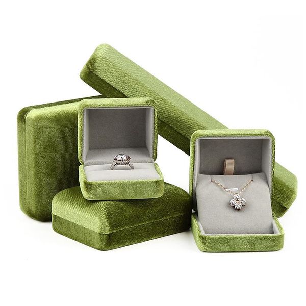 green velvet jewelry box organizer for wedding engagement ring pendant necklace jewellery packaging display case amazing, Pink;blue
green velvet jewelry box organizer for wedding engagement ring pendant necklace jewellery packaging display case amazing, Pink;blue