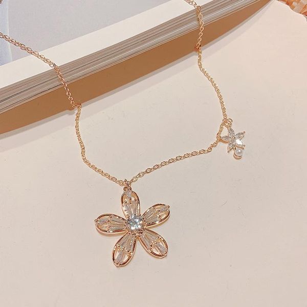 korean elegant zircon flower choker necklace women fashion chic temperament short pendants necklaces jewelry all match, Golden;silver
korean elegant zircon flower choker necklace women fashion chic temperament short pendants necklaces jewelry all match, Golden;silver