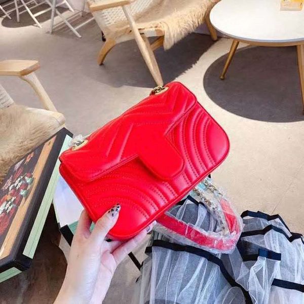 2021 new famous brand ladies bag handbag wallet star celebrity high designer luxury classic ladies shoulder bag fashion bag 
2021 new famous brand ladies bag handbag wallet star celebrity high designer luxury classic ladies shoulder bag fashion bag