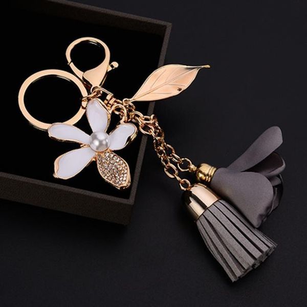 new pu leather tassel keychain for women crystal flower keyring bag charm for keys porte cle llavero sleutelhanger ch977 h bbyrux, Slivery;golden
new pu leather tassel keychain for women crystal flower keyring bag charm for keys porte cle llavero sleutelhanger ch977 h bbyrux, Slivery;golden