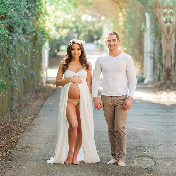 le couple maternity pgraphy long dress fancy slit maternity dresses pregnant clothes maxi chiffon gown p outfit lj201114, White
le couple maternity pgraphy long dress fancy slit maternity dresses pregnant clothes maxi chiffon gown p outfit lj201114, White