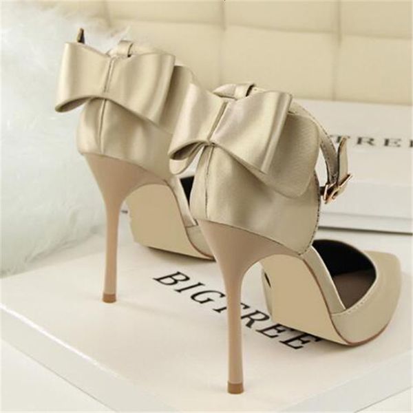 2021 new size 34-43 women pointed to braces strapped pumps wearing high-heeled shoes 2moi, Black
2021 new size 34-43 women pointed to braces strapped pumps wearing high-heeled shoes 2moi, Black