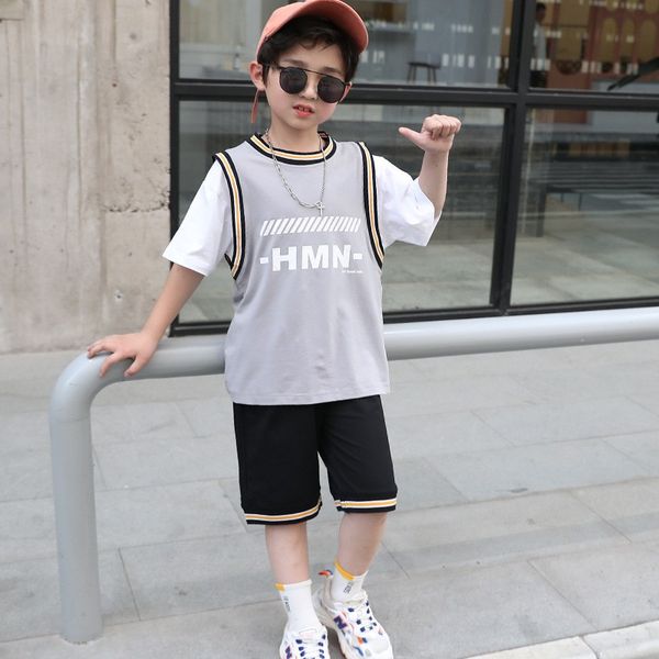 children's summer sports short-sleeved shorts suit basketball suit uniforms big boys sweat-absorbent clothes
children's summer sports short-sleeved shorts suit basketball suit uniforms big boys sweat-absorbent clothes