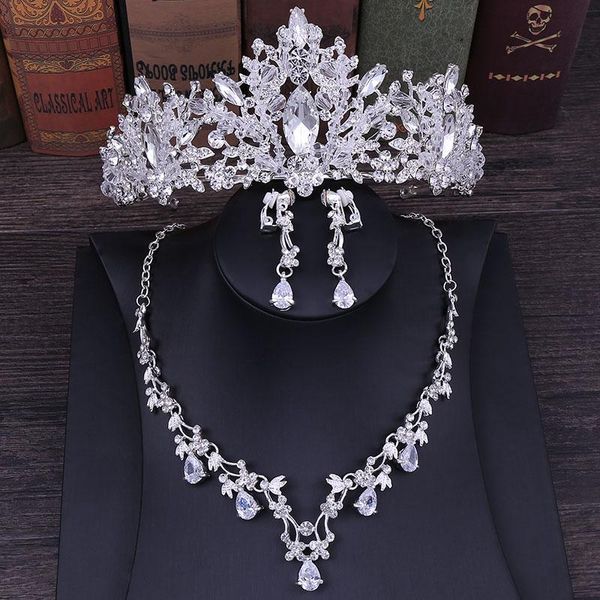 wedding pearl crown tiara flower rhinestone crystal neckalce and earrings jewelry sets for bridal, Silver
wedding pearl crown tiara flower rhinestone crystal neckalce and earrings jewelry sets for bridal, Silver