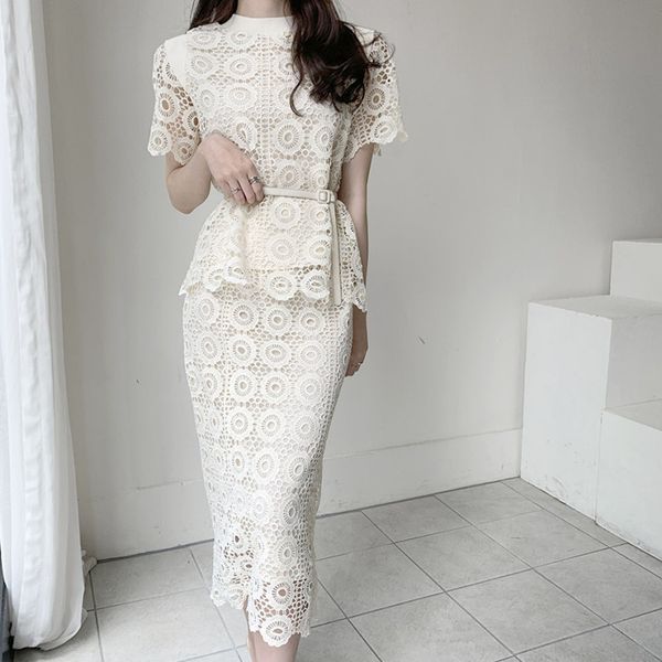 hma hollow out two piece sets women o neck short sleeve +high waist skirt suits female new 2020 belt t200702, White
hma hollow out two piece sets women o neck short sleeve +high waist skirt suits female new 2020 belt t200702, White