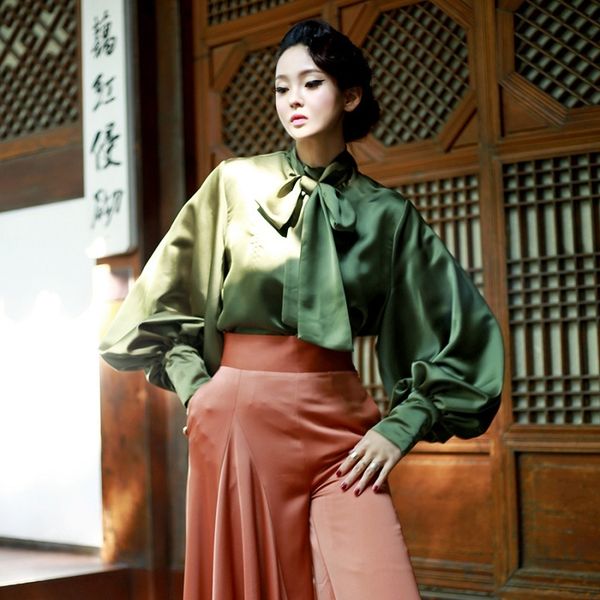 2021 new new clue silk-headed arc lantern blusa madam elegant work shirt white female blouses xrk4
2021 new new clue silk-headed arc lantern blusa madam elegant work shirt white female blouses xrk4