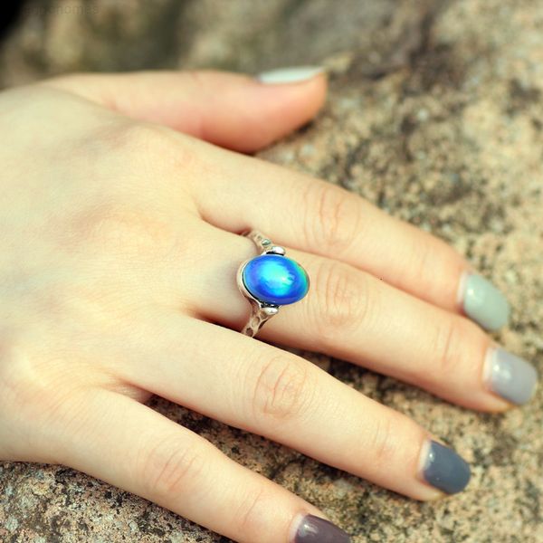 factoryonmsdesign mood oval stone new fashion womens sample and hollow out gift ring for wholesale size 7/8/9, Golden;silver
factoryonmsdesign mood oval stone new fashion womens sample and hollow out gift ring for wholesale size 7/8/9, Golden;silver