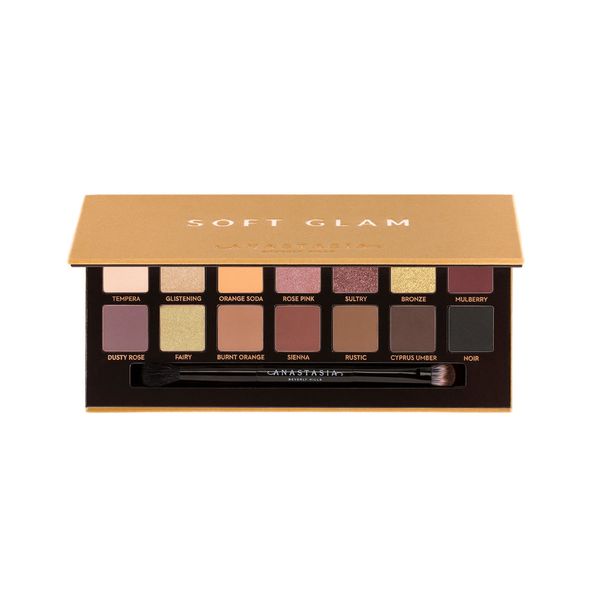 14 color eye makeup matte metallic long lasting waterproof soft eyeshadow palette 14 x 0.7g
14 color eye makeup matte metallic long lasting waterproof soft eyeshadow palette 14 x 0.7g