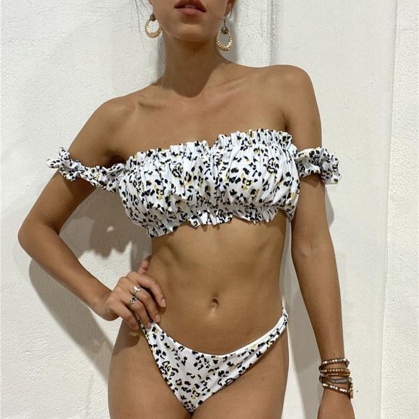 bikinis set 2021 bra g-string bikini women striped swim water movement swimwear female high elasticity push up swimsuit set1
bikinis set 2021 bra g-string bikini women striped swim water movement swimwear female high elasticity push up swimsuit set1
