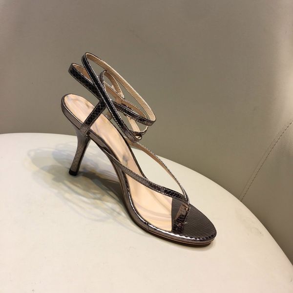 new summer leather round toe high heel women's shoe in summer 2020 simple and versatile sandals with loop, Black
new summer leather round toe high heel women's shoe in summer 2020 simple and versatile sandals with loop, Black