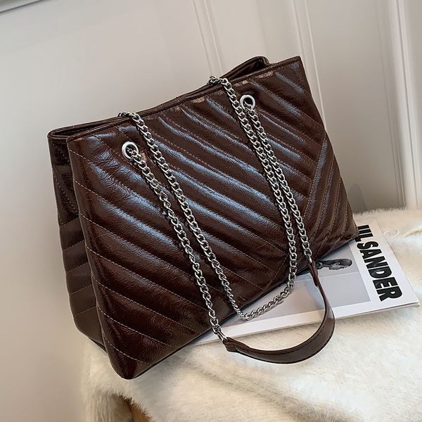 simple solid color pu leather shoulder bags for women 2020 winter trend branded hand bag high capacity handbags trending luxury c1016
simple solid color pu leather shoulder bags for women 2020 winter trend branded hand bag high capacity handbags trending luxury c1016