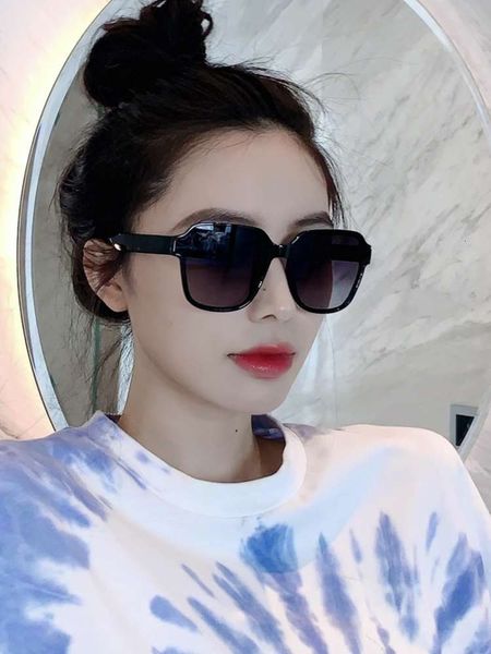 sunglasses gimmax qingmo high definition nylon women's round face show thin big frame sunglasses anti uv eye moisture, White;black
sunglasses gimmax qingmo high definition nylon women's round face show thin big frame sunglasses anti uv eye moisture, White;black