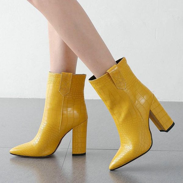 boots brand design faux leather ankle for women square block heel short ladies yellow black brown white 2021 winter1
boots brand design faux leather ankle for women square block heel short ladies yellow black brown white 2021 winter1