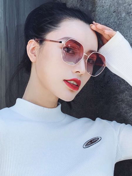 new sunglasses women's large frame 2020 sunglasses round face thin korean polarizer anti uv eye moisture, White;black
new sunglasses women's large frame 2020 sunglasses round face thin korean polarizer anti uv eye moisture, White;black