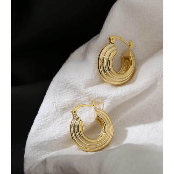 ymyw fashion circle round hoop earrings for women gold color metal copper jewelry simple geometric earrings bijoux femme 2020, Golden;silver
ymyw fashion circle round hoop earrings for women gold color metal copper jewelry simple geometric earrings bijoux femme 2020, Golden;silver