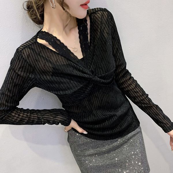 fall lace silk 2020 new fashion lace v-neck hollow out bright silk long sleeve t-shirt women's bottoming trend yglmz, White
fall lace silk 2020 new fashion lace v-neck hollow out bright silk long sleeve t-shirt women's bottoming trend yglmz, White