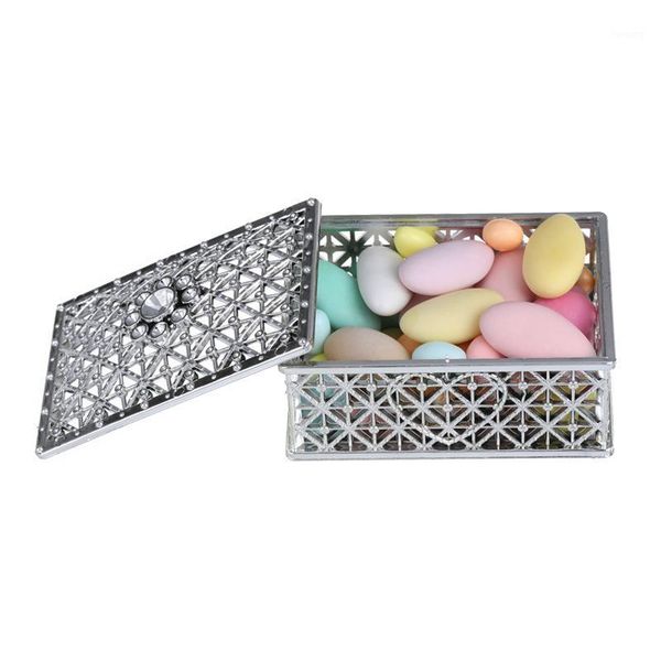 100pcs/lot creative wedding candy box hollow square plastic gift boxes gold and silver plating candy boxes1
100pcs/lot creative wedding candy box hollow square plastic gift boxes gold and silver plating candy boxes1