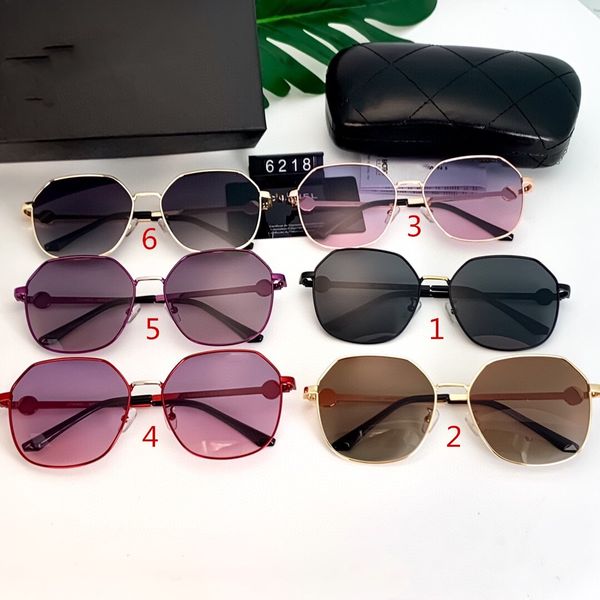 six colors fashion women round sunglasses luxurys designers sunglasses driving polarized glasses with box 6218, White;black 
six colors fashion women round sunglasses luxurys designers sunglasses driving polarized glasses with box 6218, White;black