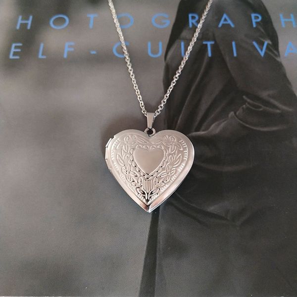 everfast glossy heart p frame love heart pendant necklaces stainless steel charms locket necklace women memory jewelry sn158, Silver
everfast glossy heart p frame love heart pendant necklaces stainless steel charms locket necklace women memory jewelry sn158, Silver