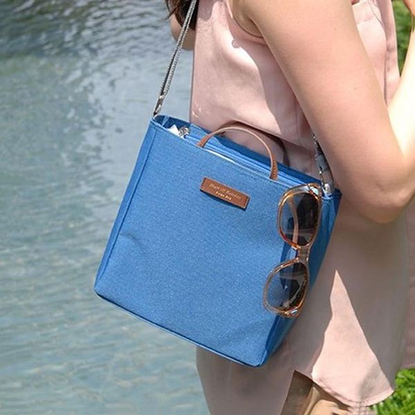 fashion light weight multi-compartment storage shoulder bag portable travel messenger bag clothes orgainzer handbag purse
fashion light weight multi-compartment storage shoulder bag portable travel messenger bag clothes orgainzer handbag purse