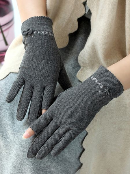 autumn winter new korean version of warm cold proof riding driving anti-skid sunscreen lotion two and a half fingers student, Blue;gray
autumn winter new korean version of warm cold proof riding driving anti-skid sunscreen lotion two and a half fingers student, Blue;gray