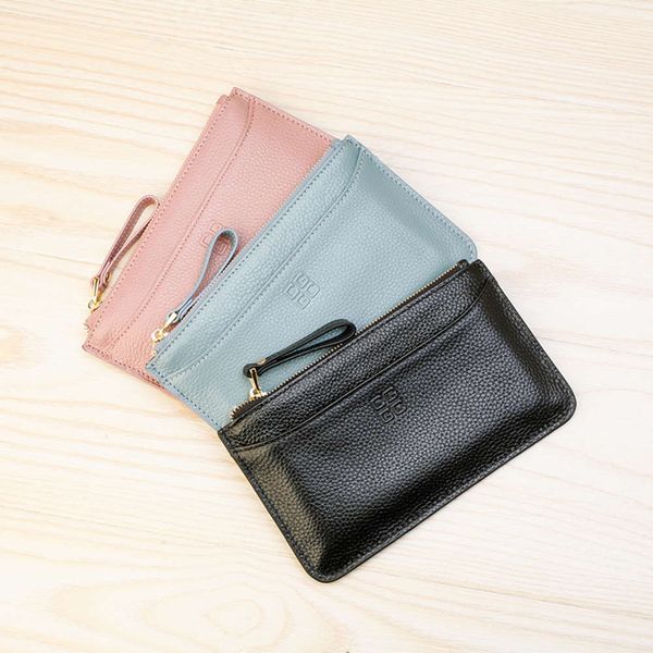 luxurys designers japanese and korean new women's handbag wallet leather key bag can put card
luxurys designers japanese and korean new women's handbag wallet leather key bag can put card