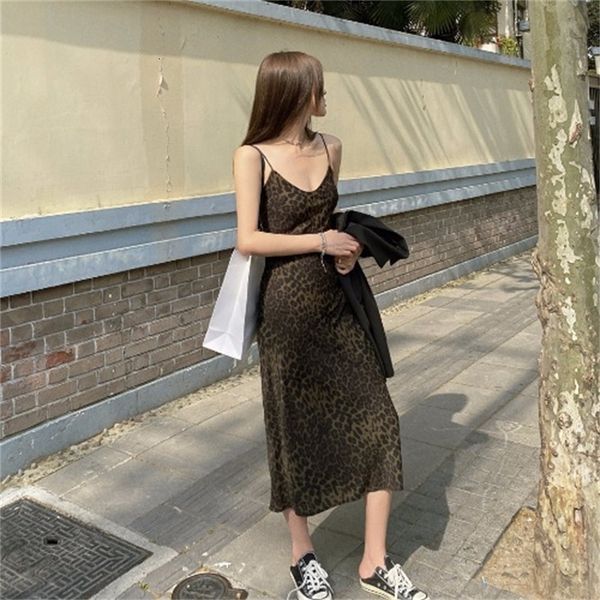 2021 new korean hua yuan with v leopard-print female slingswill see thin shoulder-exposed temperament mid-length french rpg4, Black;gray
2021 new korean hua yuan with v leopard-print female slingswill see thin shoulder-exposed temperament mid-length french rpg4, Black;gray