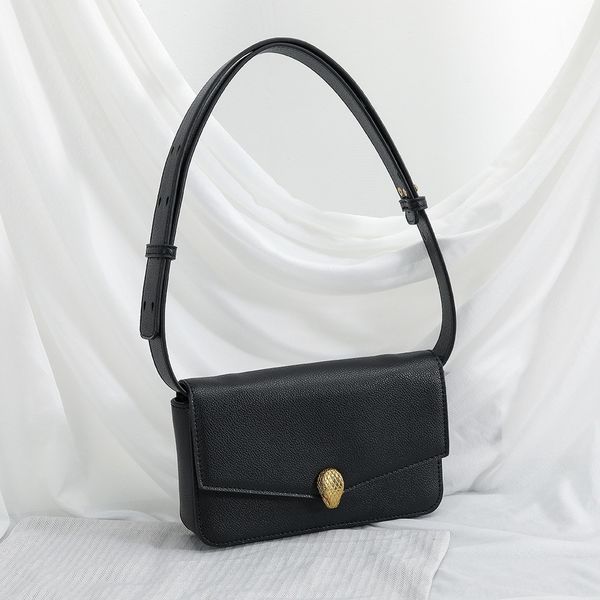 women's underarm 2020 new fashion internet red summer simple niche versatile messenger small square bag women's small square bag a
women's underarm 2020 new fashion internet red summer simple niche versatile messenger small square bag women's small square bag a