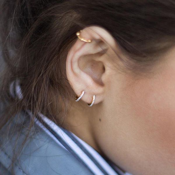 hoop & huggie 1pair 12.6mm*13.4mm authentic 925 sterling silver gold zirconia + set round geometric earrings fine jewelry e227, Golden;silver
hoop & huggie 1pair 12.6mm*13.4mm authentic 925 sterling silver gold zirconia + set round geometric earrings fine jewelry e227, Golden;silver