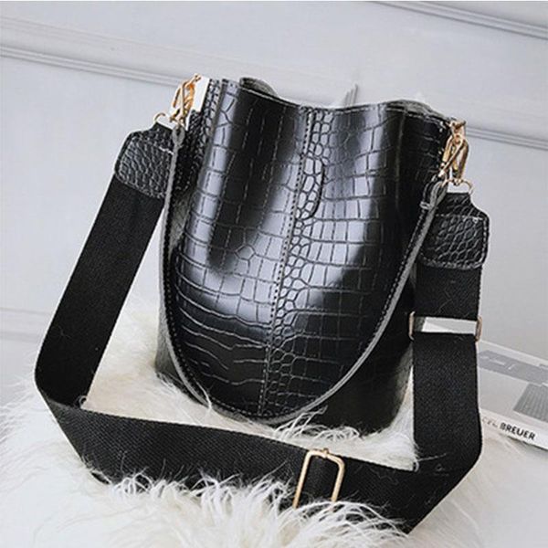 shoulder bags designer 2021 bucket bag simple one-shoulder fashion pu handbag temperament women's crossbody
shoulder bags designer 2021 bucket bag simple one-shoulder fashion pu handbag temperament women's crossbody