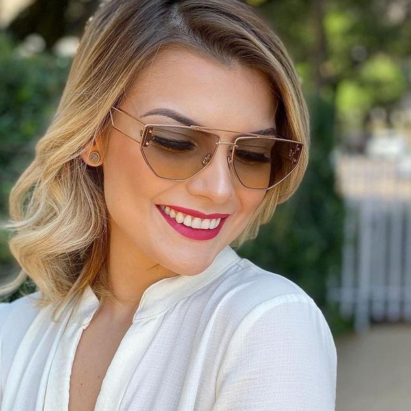 sunglasses 2021 fashion irregular punk women brand vintage metal hollow sun glasses female driving shades oculos feminino, White;black
sunglasses 2021 fashion irregular punk women brand vintage metal hollow sun glasses female driving shades oculos feminino, White;black