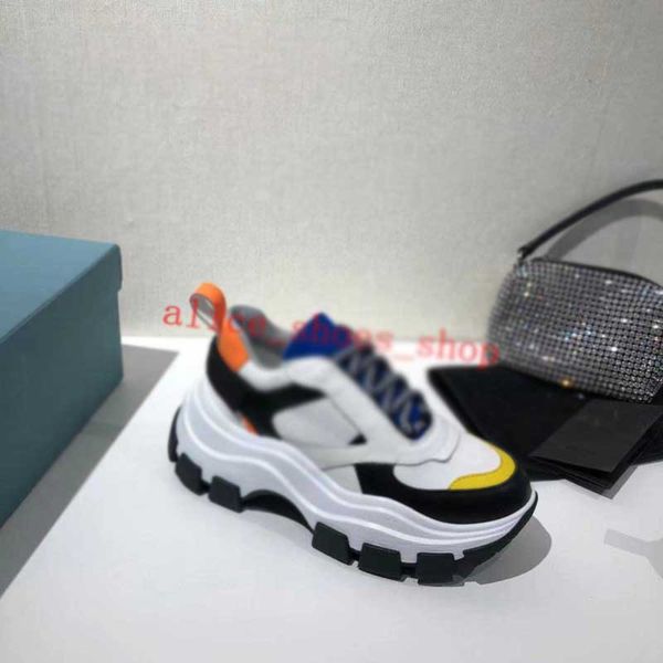 leather sneakers men and women pure color camouflage luxurys design sneakers men and women shoes casual shoes couple models, Black;red
leather sneakers men and women pure color camouflage luxurys design sneakers men and women shoes casual shoes couple models, Black;red