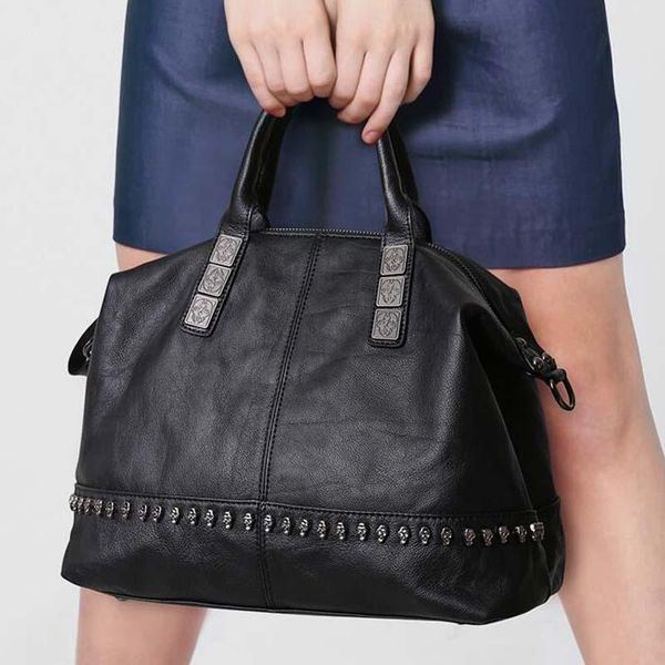 women casual bag oil wax big woman's leather handbags with rivet lady natural cowhide multi pockets laptote sac bolso
women casual bag oil wax big woman's leather handbags with rivet lady natural cowhide multi pockets laptote sac bolso