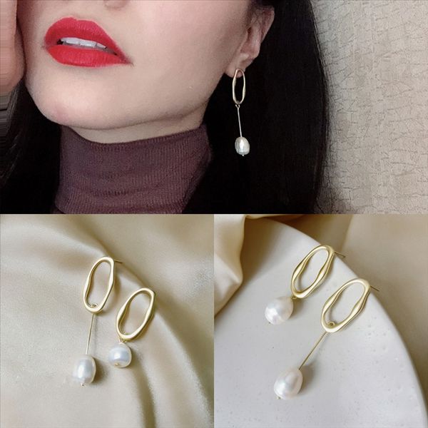 pap fashion jewelry swa rose earring with rhinestone new attract charming earring lip gold pierced irregular crystal decoration female, Golden 
pap fashion jewelry swa rose earring with rhinestone new attract charming earring lip gold pierced irregular crystal decoration female, Golden