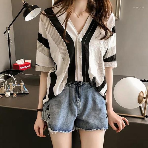 plus size women loose blouse 2020 summer casual shirts half sleeve v neck striped korean style ladies blusas feminina1, White
plus size women loose blouse 2020 summer casual shirts half sleeve v neck striped korean style ladies blusas feminina1, White