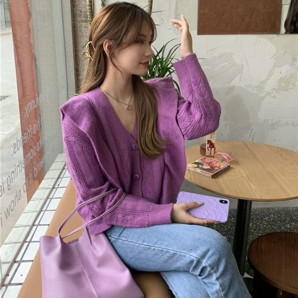 2020 autumn new loose and thin v-neck gentle wind knitted cardigan coat ruffle side long sleeve women's wear
2020 autumn new loose and thin v-neck gentle wind knitted cardigan coat ruffle side long sleeve women's wear
