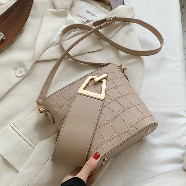 stone pattern tote bucket bag 2021 fashion new pu leather women's designer handbag travel shoulder messenger bag
stone pattern tote bucket bag 2021 fashion new pu leather women's designer handbag travel shoulder messenger bag