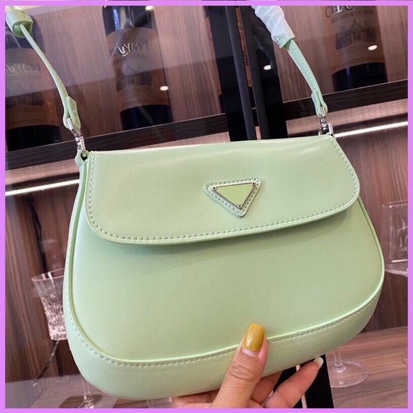 new fashion women shoulder bags designer handbags small tote lady totes outdoor baguette axillary bag glossy pearlescent waistbag
new fashion women shoulder bags designer handbags small tote lady totes outdoor baguette axillary bag glossy pearlescent waistbag