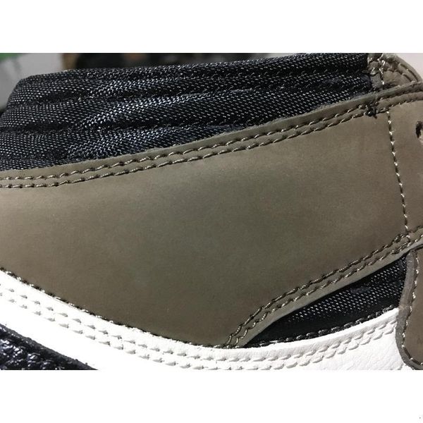 scotts 1 shoes high og basketball travis men designer 1s low sneaker chaussure de basket ball trainers with box size 13, Black
scotts 1 shoes high og basketball travis men designer 1s low sneaker chaussure de basket ball trainers with box size 13, Black