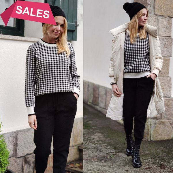 2021 new winter warm costume 2 pieces sets tracksuits o neck plaid women pullover sweater + knit harem carrot pants vbcs, White;black
2021 new winter warm costume 2 pieces sets tracksuits o neck plaid women pullover sweater + knit harem carrot pants vbcs, White;black