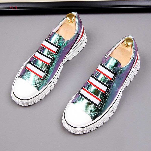 2020 new trend men street dazzling colors flats causal shoes loafers male thick bottom shoes zapatillas hombre
2020 new trend men street dazzling colors flats causal shoes loafers male thick bottom shoes zapatillas hombre