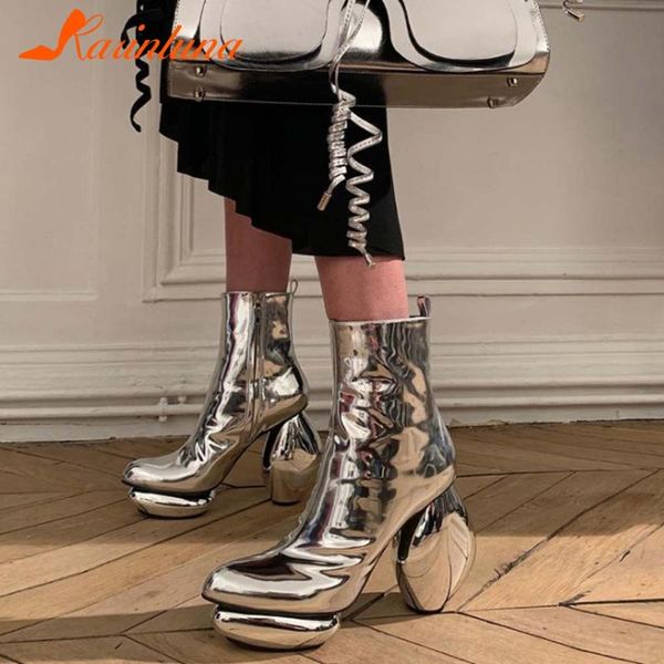 drop shipping women shoes 2021 new fashion strange heels sliver black bright color gothic ankle boots footwear
drop shipping women shoes 2021 new fashion strange heels sliver black bright color gothic ankle boots footwear