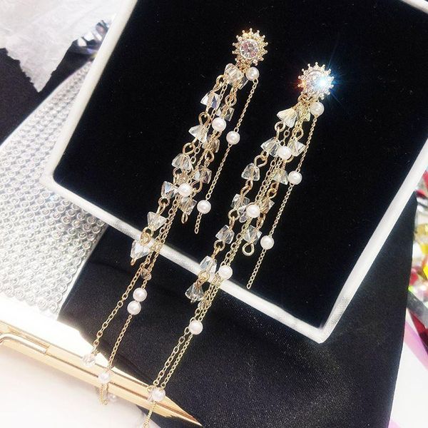 dominated 2020 new simple crystal long tassels fashionable pearl women metal drop earrings, Silver
dominated 2020 new simple crystal long tassels fashionable pearl women metal drop earrings, Silver