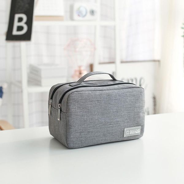 holding a bag for receiving cosmetic bag travel cosmetic waterproof oxford cloth high-end
holding a bag for receiving cosmetic bag travel cosmetic waterproof oxford cloth high-end