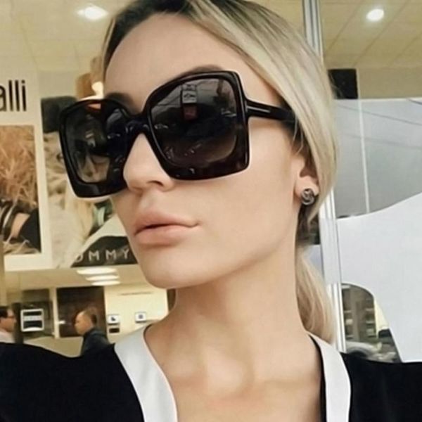 sunglasses fashion cool oversized women brand designer sun glasses for big frame vintage black gradient, White;black
sunglasses fashion cool oversized women brand designer sun glasses for big frame vintage black gradient, White;black